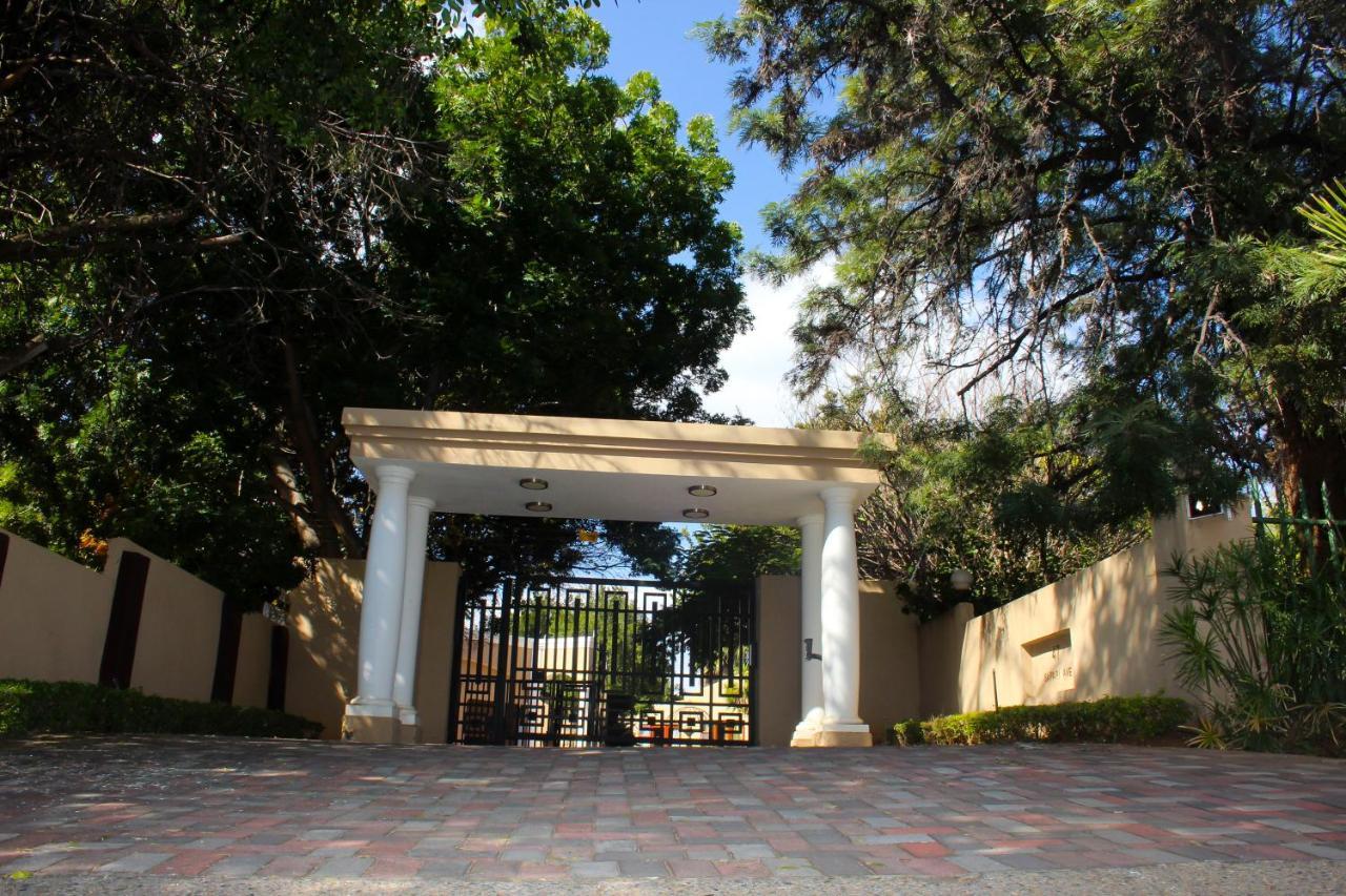 Echo Garden Guesthouse Rustenburg Luaran gambar