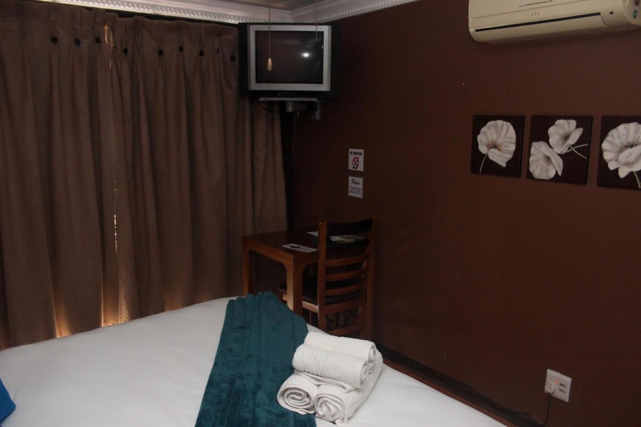 Echo Garden Guesthouse Rustenburg Luaran gambar