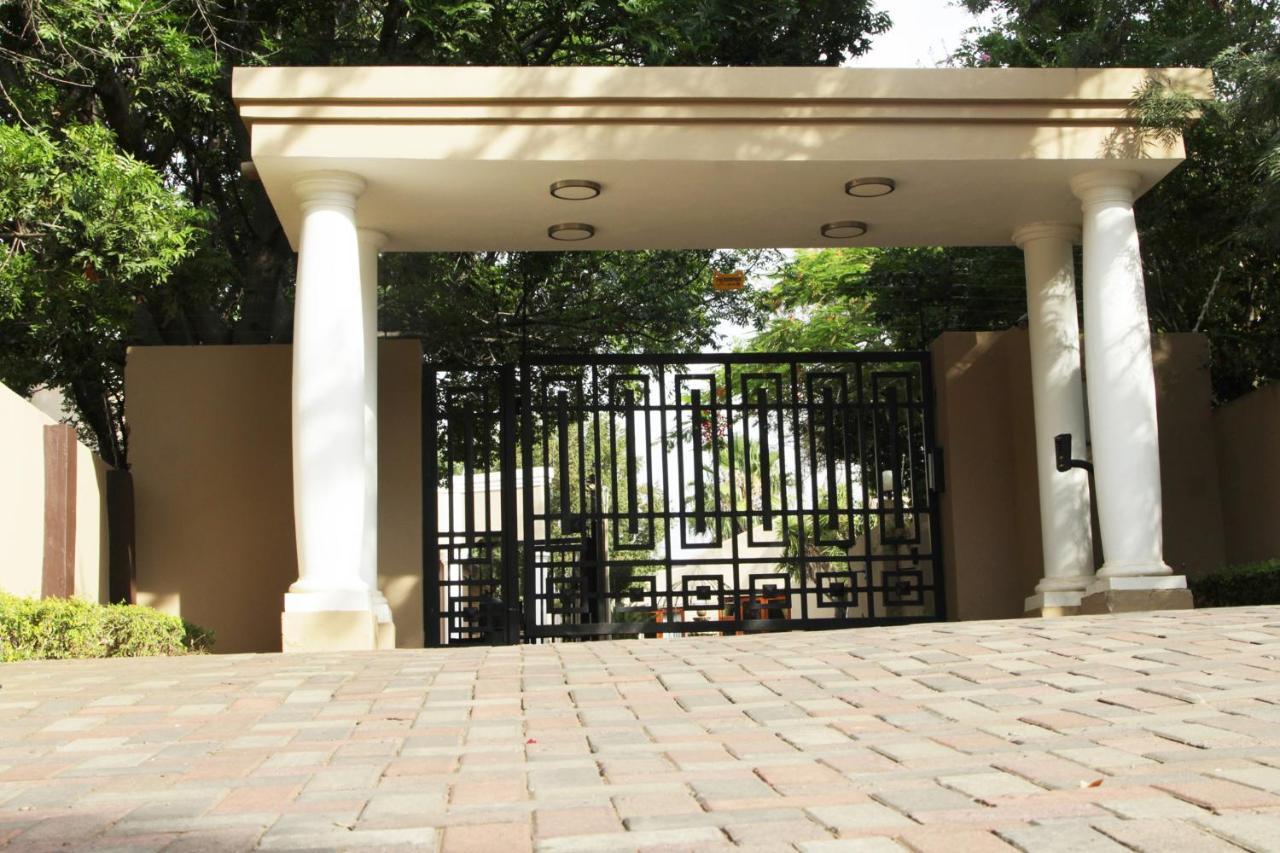 Echo Garden Guesthouse Rustenburg Luaran gambar